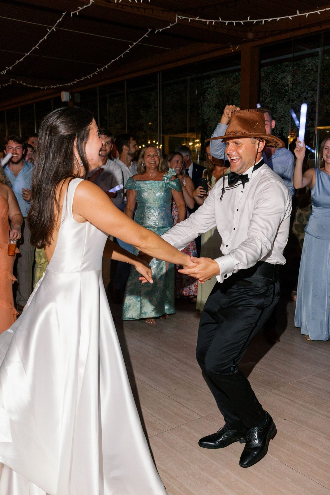 A cowboy hat hits the Sicilian dance floor